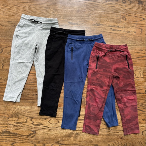 GAP GapFit Kids' Leggings in Gray, Black, Blue, and Red Camo, size Small 6/7 - Picture 1 of 16